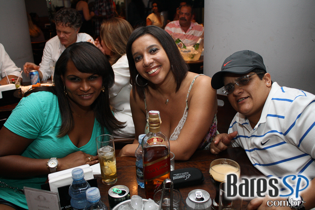 Paulah Gauss e Vanessa Jackson foram algumas das atrações do Bar Brahma Centro Paulah Gauss e Vanessa Jackson foram algumas das atrações do Bar Brahma Centro
