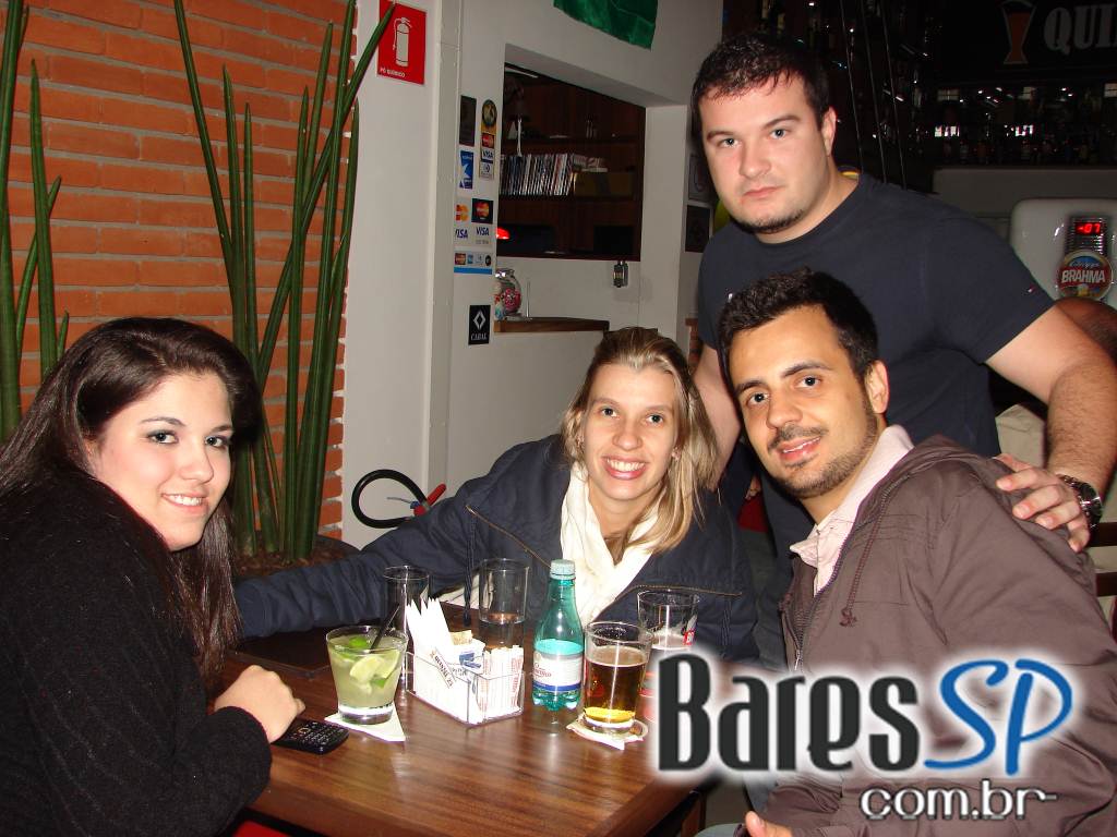 Quintal 23 transmitiu a luta entre Anderson Silva e Bonnar pelo UFC Quintal 23 transmitiu a luta entre Anderson Silva e Bonnar pelo UFC