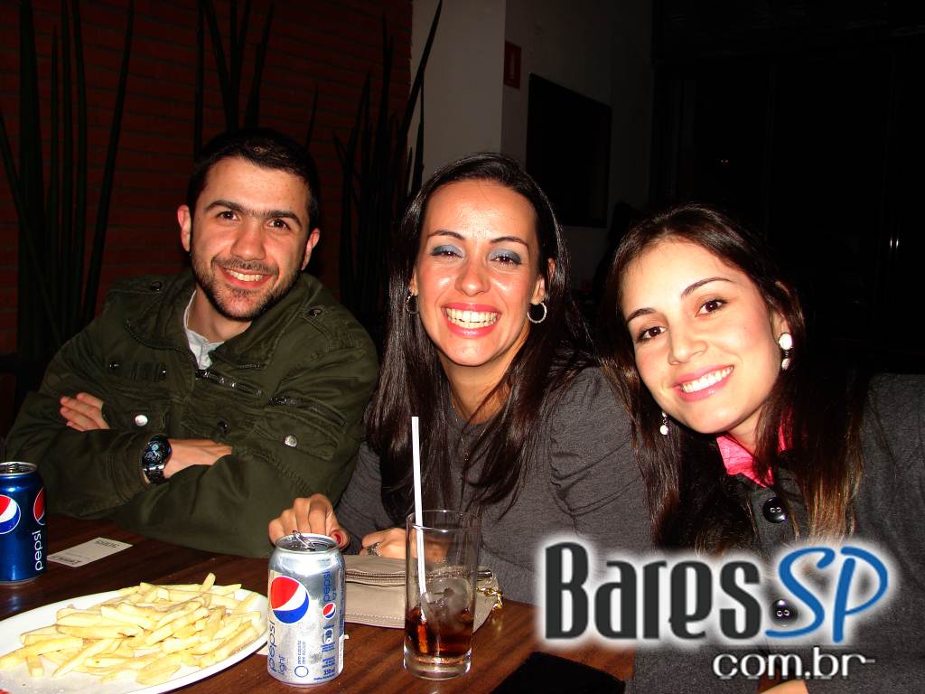 Quintal 23 transmitiu a luta entre Anderson Silva e Bonnar pelo UFC Quintal 23 transmitiu a luta entre Anderson Silva e Bonnar pelo UFC