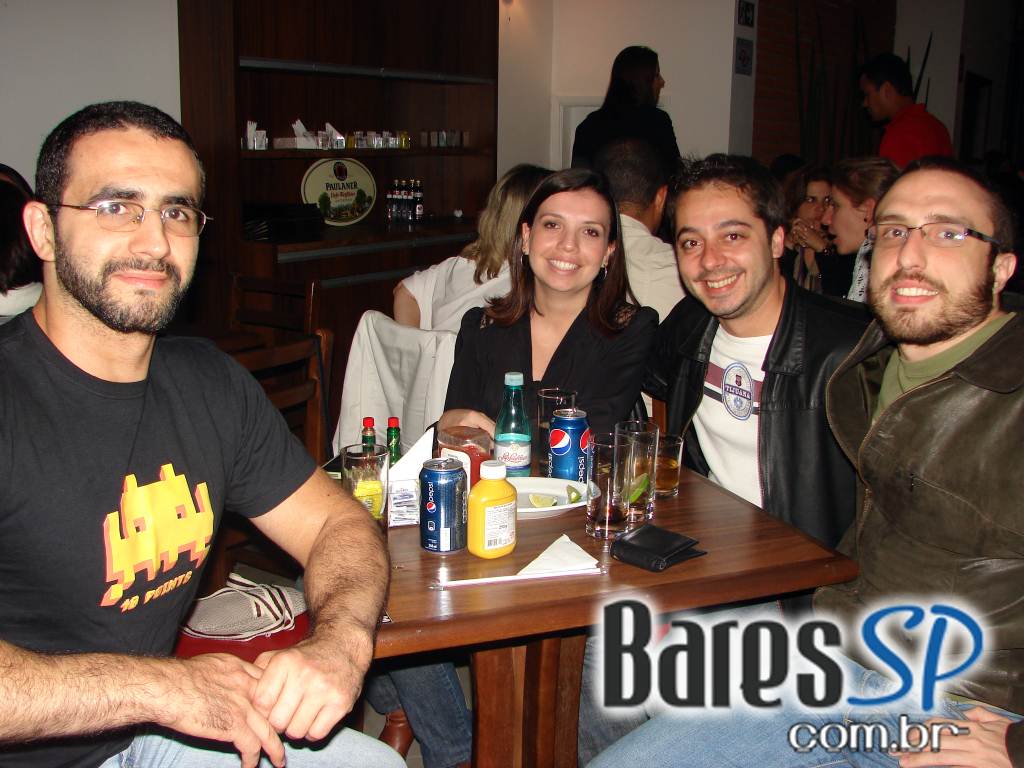 Quintal 23 transmitiu a luta entre Anderson Silva e Bonnar pelo UFC Quintal 23 transmitiu a luta entre Anderson Silva e Bonnar pelo UFC