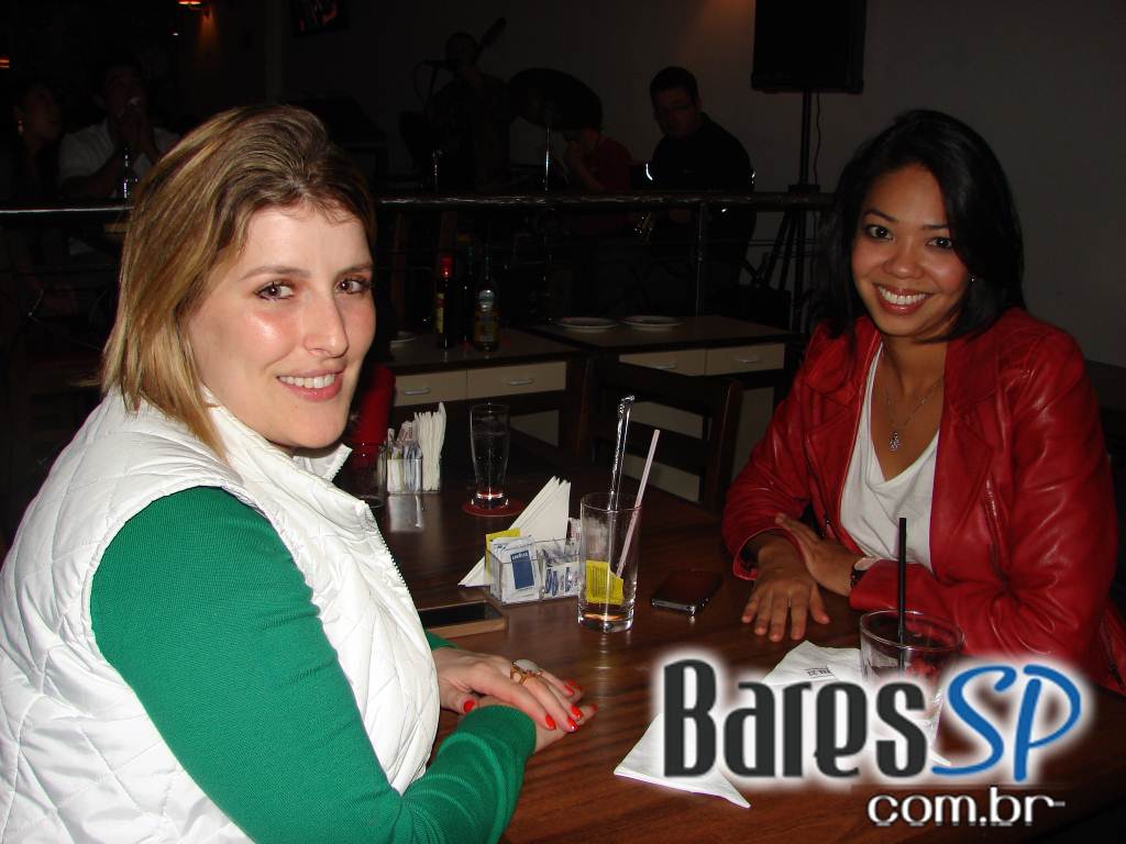 Quintal 23 transmitiu a luta entre Anderson Silva e Bonnar pelo UFC Quintal 23 transmitiu a luta entre Anderson Silva e Bonnar pelo UFC