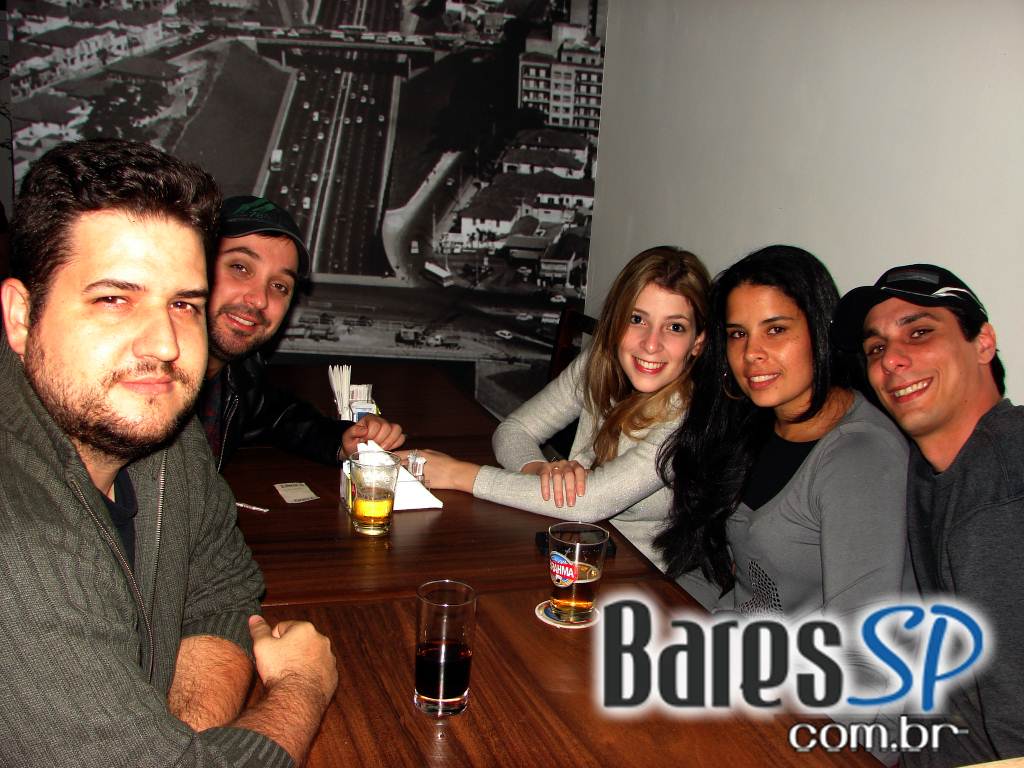 Quintal 23 transmitiu a luta entre Anderson Silva e Bonnar pelo UFC Quintal 23 transmitiu a luta entre Anderson Silva e Bonnar pelo UFC