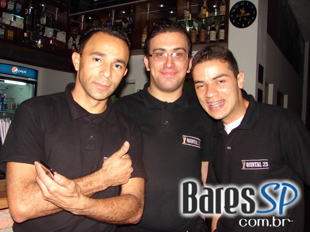 Quintal 23 transmitiu a luta entre Anderson Silva e Bonnar pelo UFC Quintal 23 transmitiu a luta entre Anderson Silva e Bonnar pelo UFC