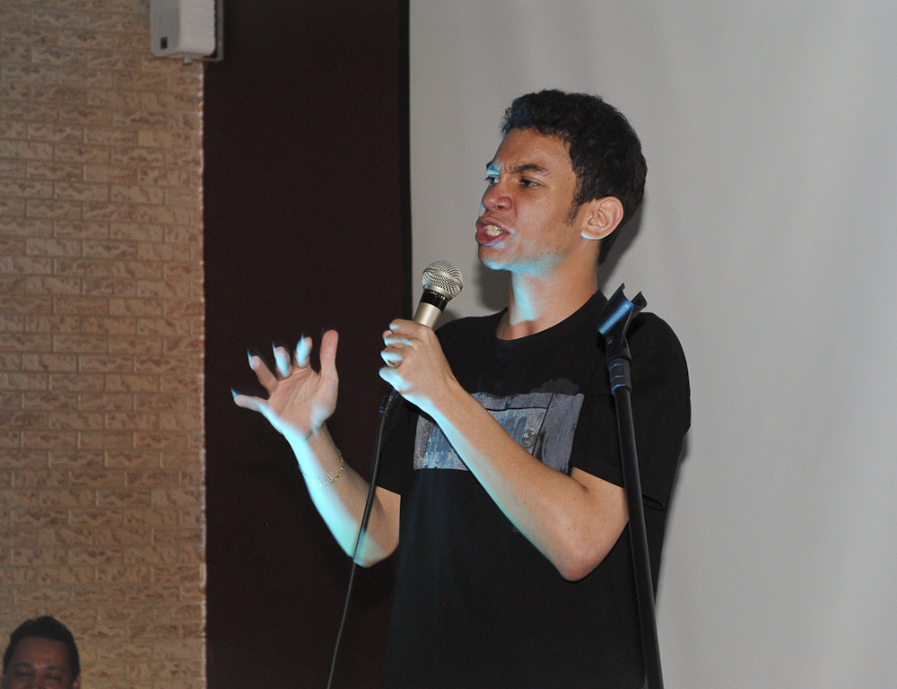 Zero a Zero Sport Bar ofereceu happy hour com Double Caipirinha e stand-up Zero a Zero Sport Bar ofereceu happy hour com Double Caipirinha e stand-up