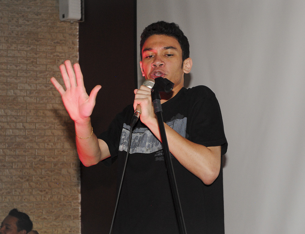 Zero a Zero Sport Bar ofereceu happy hour com Double Caipirinha e stand-up Zero a Zero Sport Bar ofereceu happy hour com Double Caipirinha e stand-up