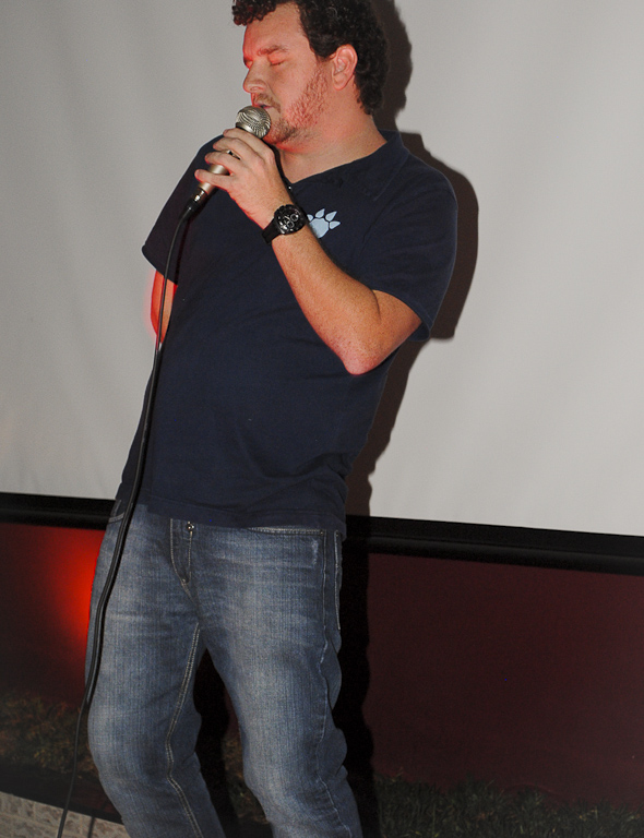 Zero a Zero Sport Bar ofereceu happy hour com Double Caipirinha e stand-up Zero a Zero Sport Bar ofereceu happy hour com Double Caipirinha e stand-up