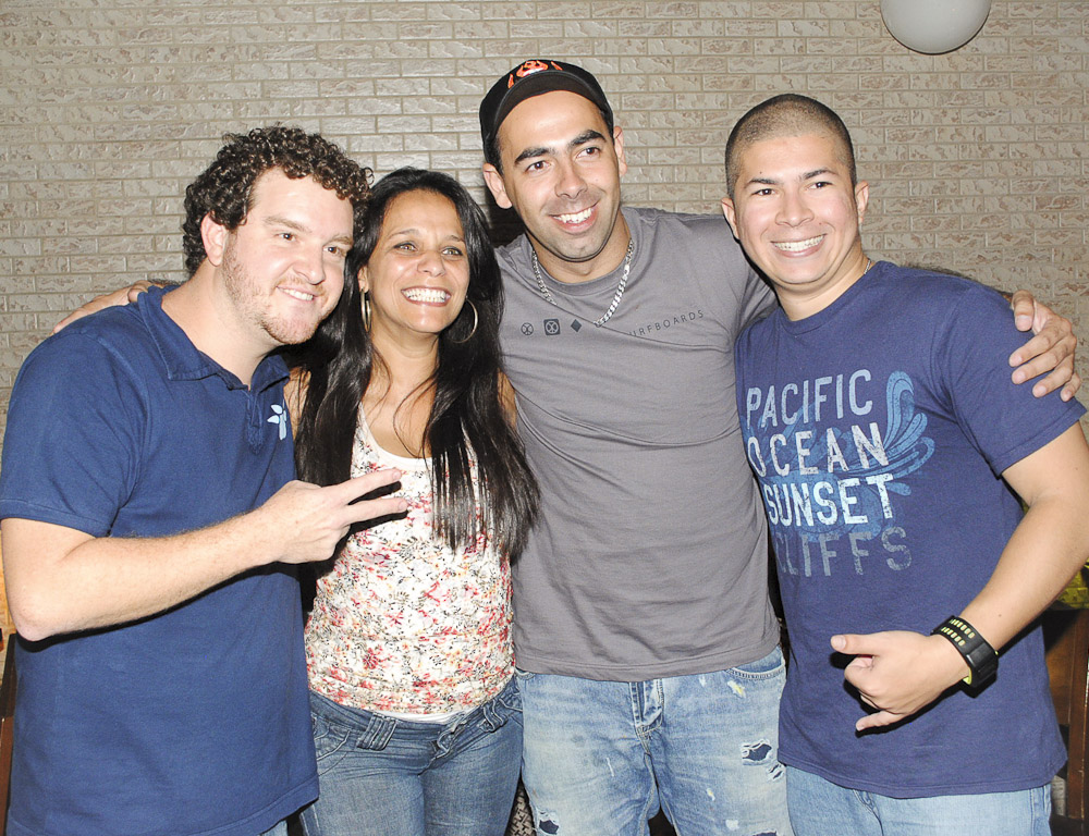 Zero a Zero Sport Bar ofereceu happy hour com Double Caipirinha e stand-up Zero a Zero Sport Bar ofereceu happy hour com Double Caipirinha e stand-up