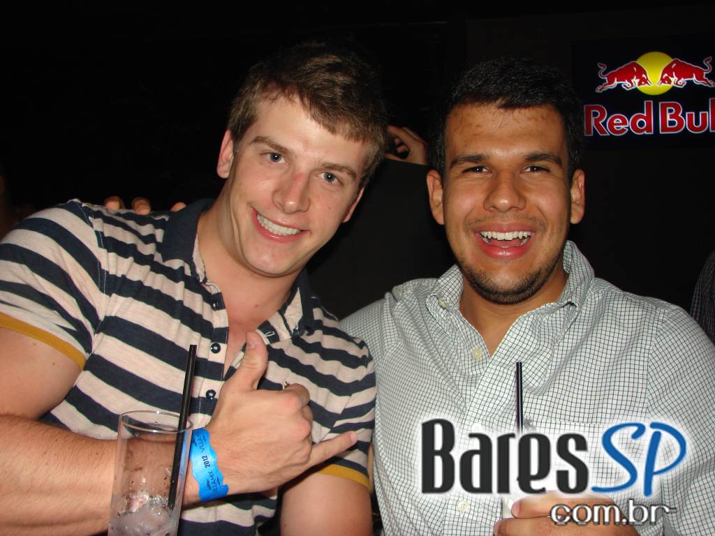 Um dos maiores fenômenos de 2012, Michel Teló se apresentou no Villa Mix Um dos maiores fenômenos de 2012, Michel Teló se apresentou no Villa Mix