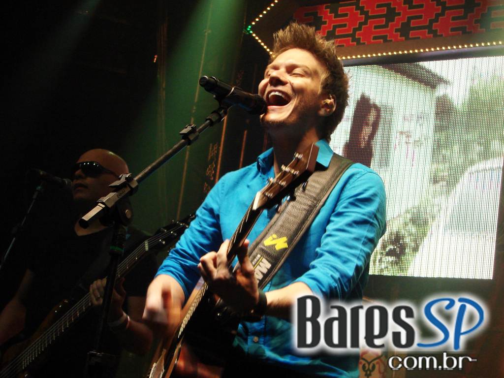 Um dos maiores fenômenos de 2012, Michel Teló se apresentou no Villa Mix Um dos maiores fenômenos de 2012, Michel Teló se apresentou no Villa Mix