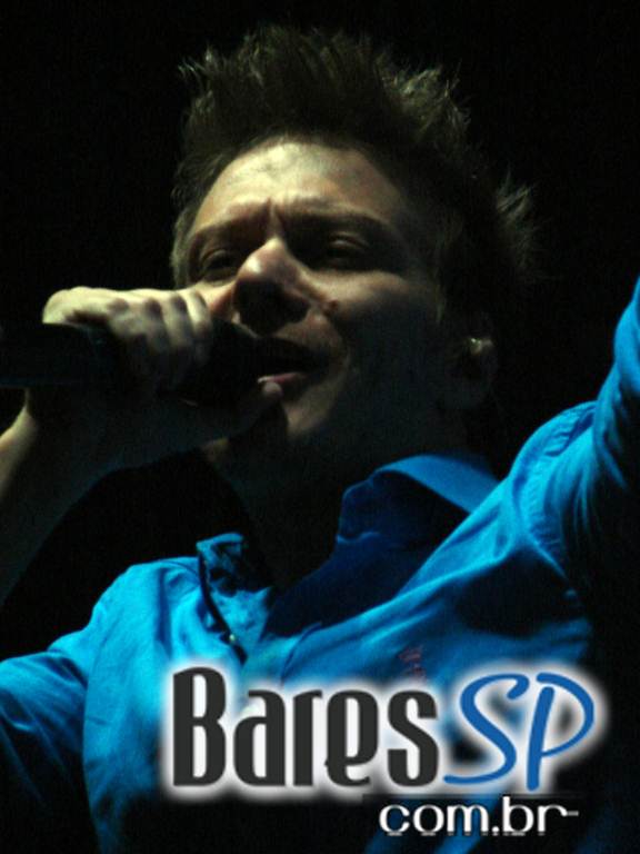 Um dos maiores fenômenos de 2012, Michel Teló se apresentou no Villa Mix Um dos maiores fenômenos de 2012, Michel Teló se apresentou no Villa Mix