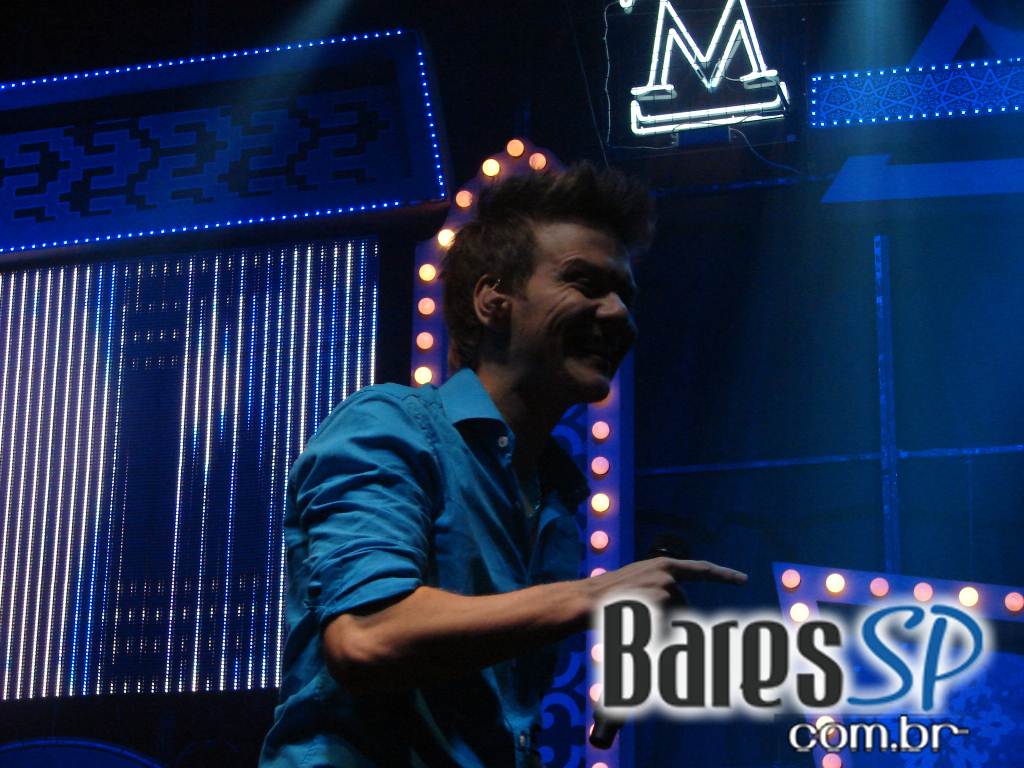 Um dos maiores fenômenos de 2012, Michel Teló se apresentou no Villa Mix Um dos maiores fenômenos de 2012, Michel Teló se apresentou no Villa Mix