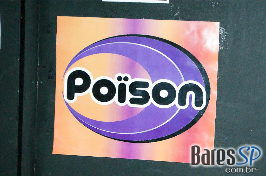 Festa Flash Pop & Rock na pista do Poison Bar e Balada Festa Flash Pop & Rock na pista do Poison Bar e Balada
