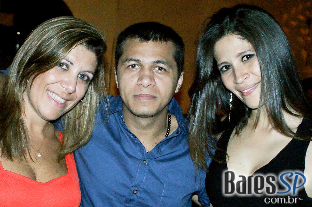 Festa Flash Pop & Rock na pista do Poison Bar e Balada Festa Flash Pop & Rock na pista do Poison Bar e Balada