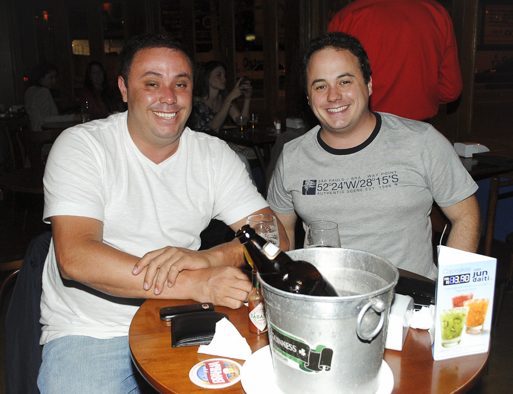 Happy Hour com chopp Guinnes no Liverpool Happy Hour com chopp Guinnes no Liverpool