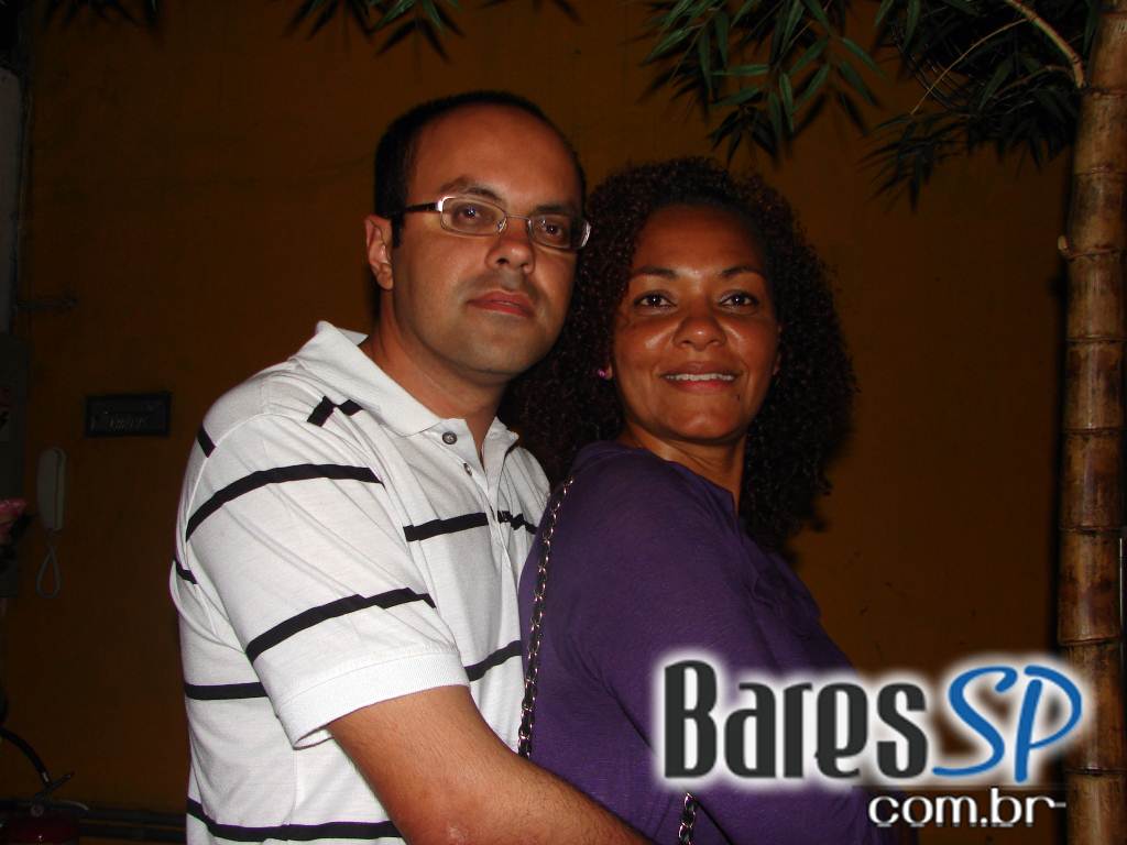 Banda Os Opalas agitou o Diquinta com o melhor do samba rock Banda Os Opalas agitou o Diquinta com o melhor do samba rock