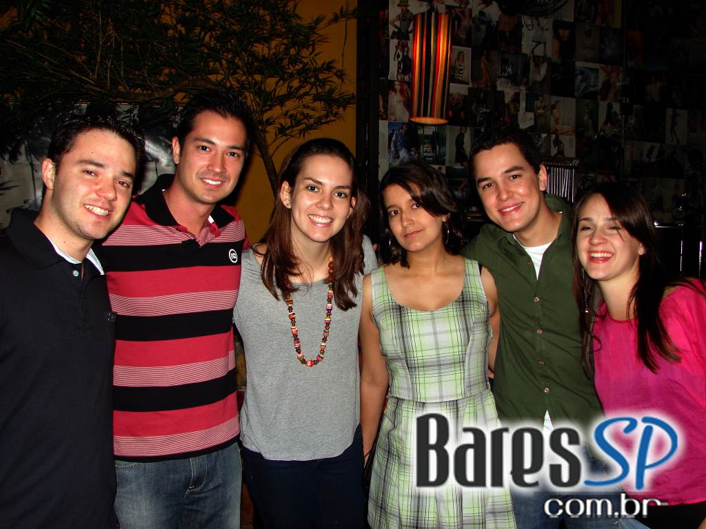 Banda Os Opalas agitou o Diquinta com o melhor do samba rock Banda Os Opalas agitou o Diquinta com o melhor do samba rock