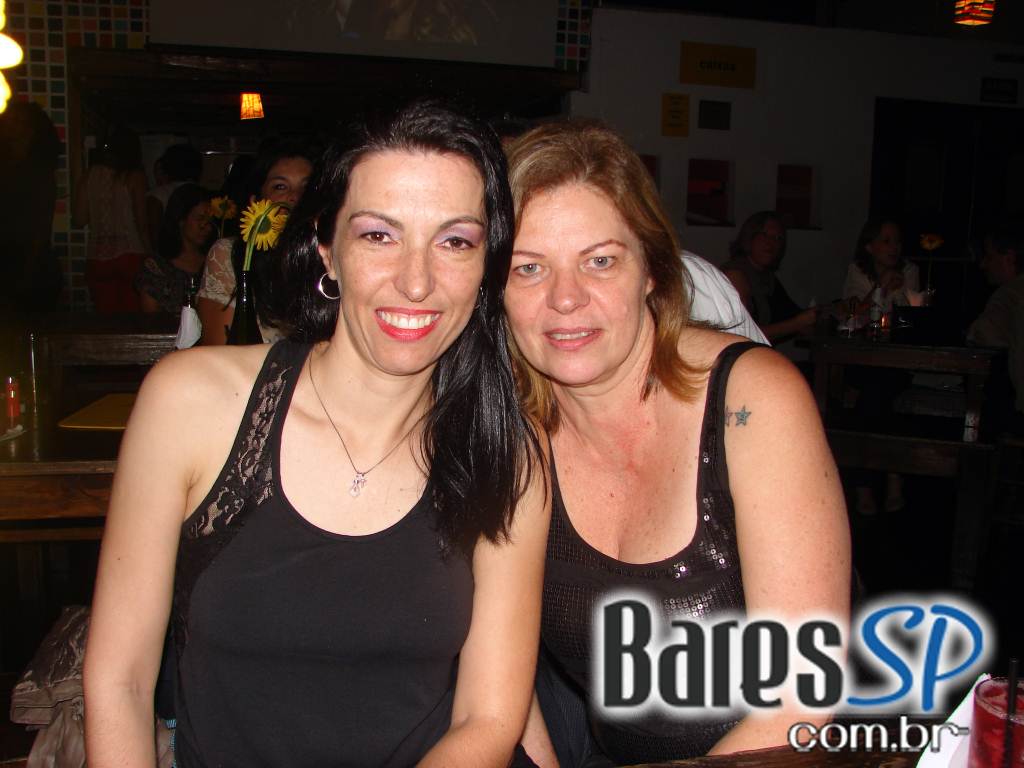 Banda Os Opalas agitou o Diquinta com o melhor do samba rock Banda Os Opalas agitou o Diquinta com o melhor do samba rock