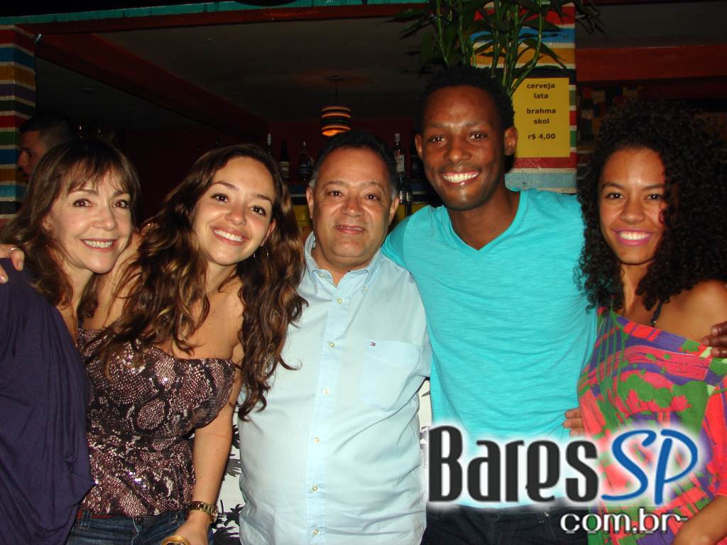 Banda Os Opalas agitou o Diquinta com o melhor do samba rock Banda Os Opalas agitou o Diquinta com o melhor do samba rock