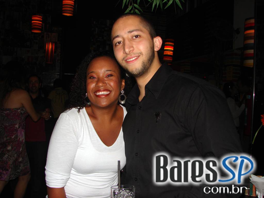 Banda Os Opalas agitou o Diquinta com o melhor do samba rock Banda Os Opalas agitou o Diquinta com o melhor do samba rock