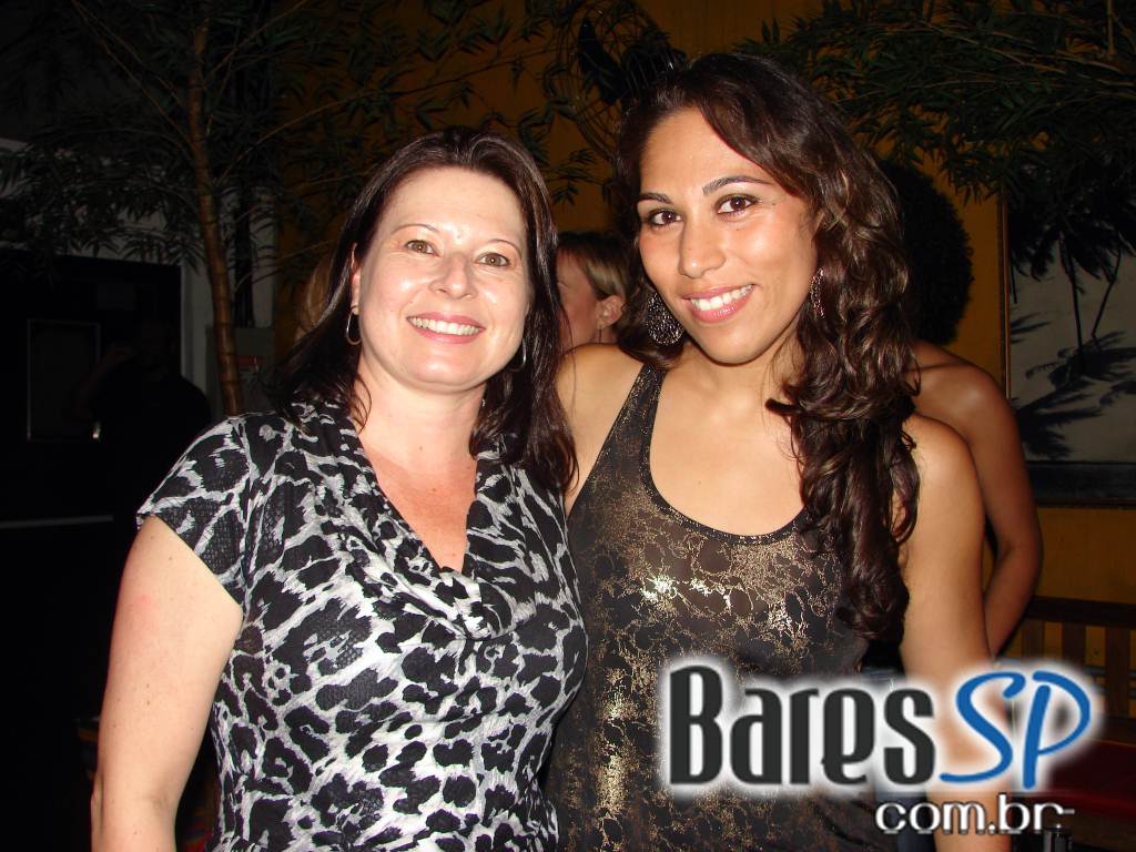 Banda Os Opalas agitou o Diquinta com o melhor do samba rock Banda Os Opalas agitou o Diquinta com o melhor do samba rock