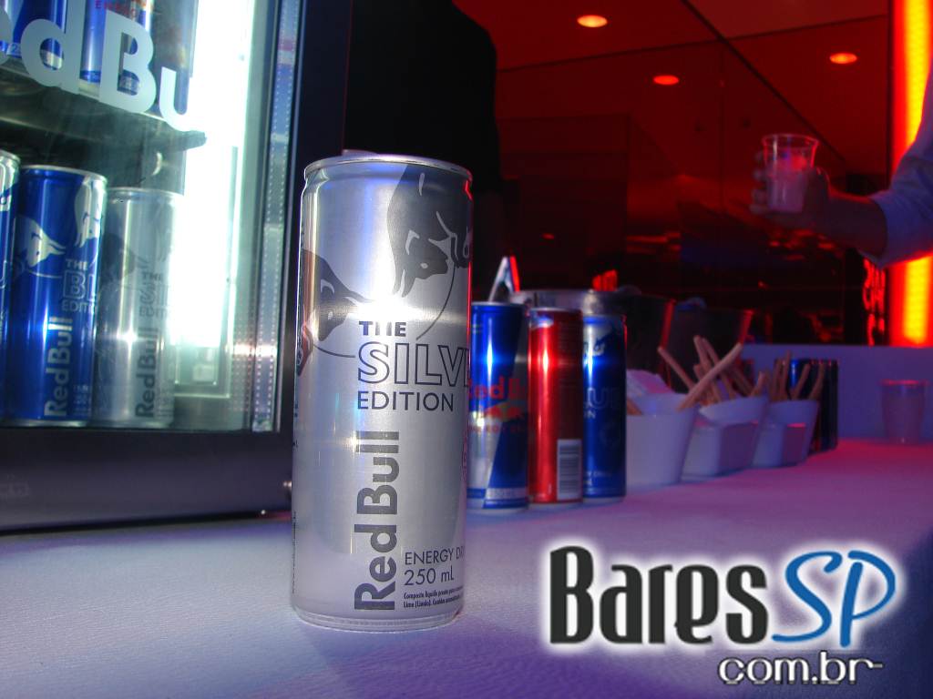 Espaço Conceito Citroën recebeu o lançamento de três novos sabores de RedBull Espaço Conceito Citroën recebeu o lançamento de três novos sabores de RedBull