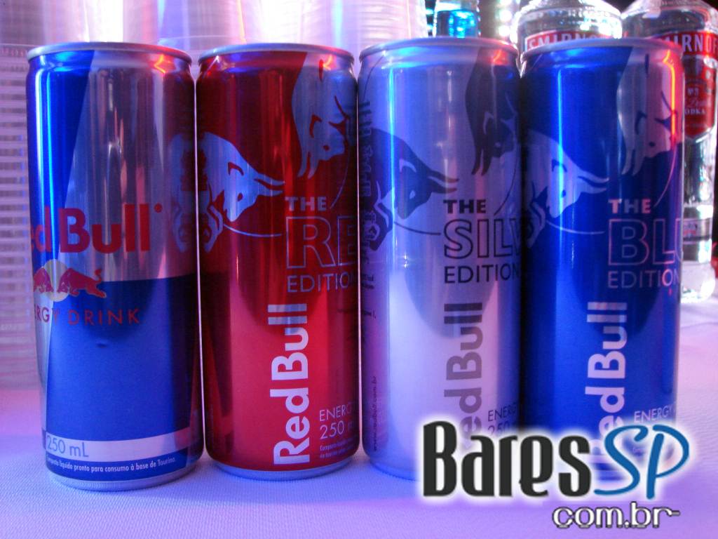 Espaço Conceito Citroën recebeu o lançamento de três novos sabores de RedBull Espaço Conceito Citroën recebeu o lançamento de três novos sabores de RedBull
