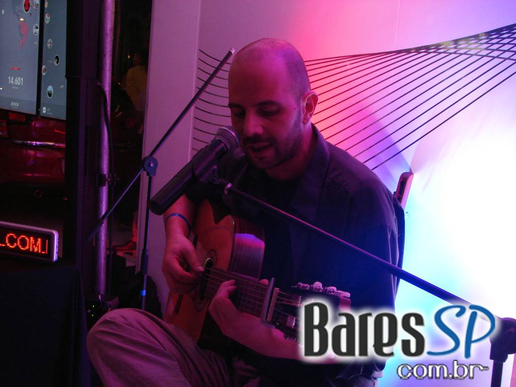 Espaço Conceito Citroën recebeu o lançamento de três novos sabores de RedBull Espaço Conceito Citroën recebeu o lançamento de três novos sabores de RedBull