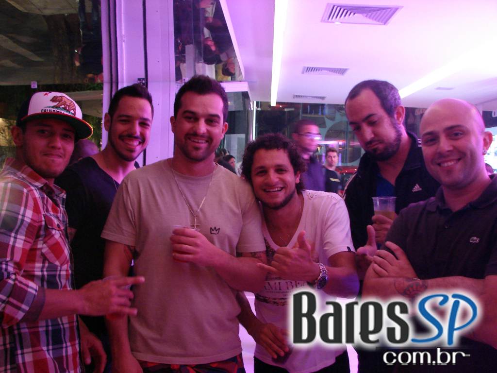 Espaço Conceito Citroën recebeu o lançamento de três novos sabores de RedBull Espaço Conceito Citroën recebeu o lançamento de três novos sabores de RedBull