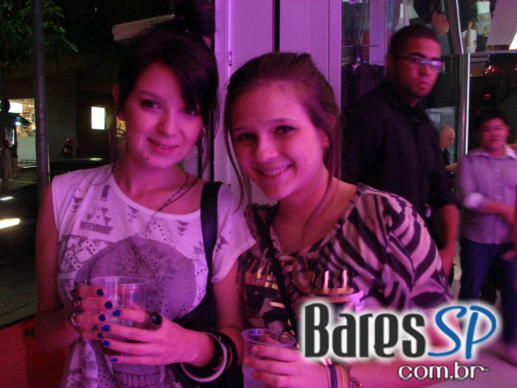 Espaço Conceito Citroën recebeu o lançamento de três novos sabores de RedBull Espaço Conceito Citroën recebeu o lançamento de três novos sabores de RedBull