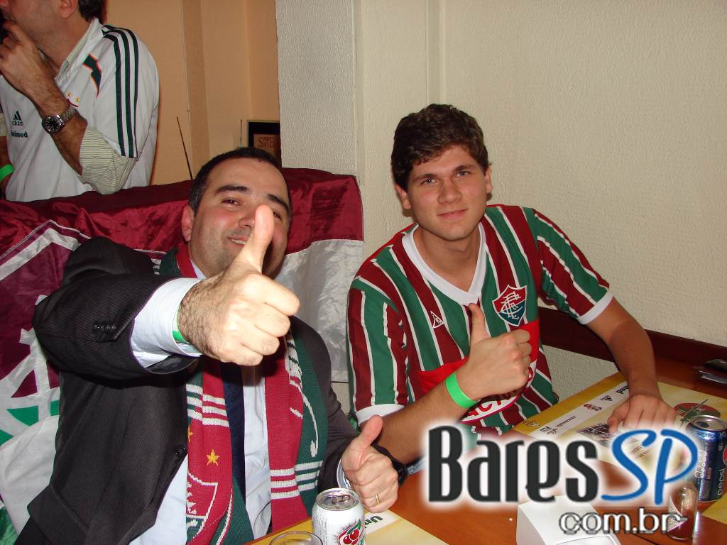 A agência de viagem, Vou Ver o Flu promoveu Tricolor em Toda Terra no restaurante Delicacy A agência de viagem, Vou Ver o Flu promoveu Tricolor em Toda Terra no restaurante Delicacy