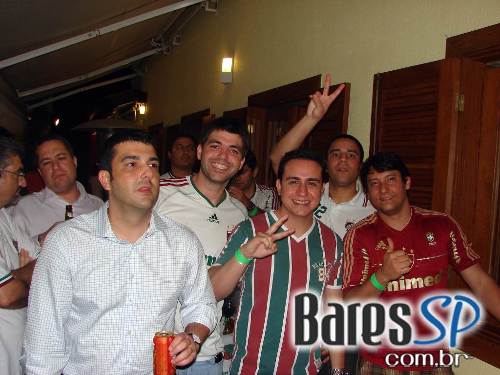 A agência de viagem, Vou Ver o Flu promoveu Tricolor em Toda Terra no restaurante Delicacy A agência de viagem, Vou Ver o Flu promoveu Tricolor em Toda Terra no restaurante Delicacy