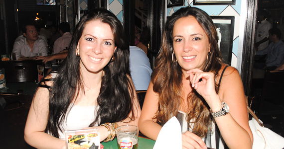 Bar do Juarez ofereceu Happy Hour com chopp Brahma e picanha no rechaud