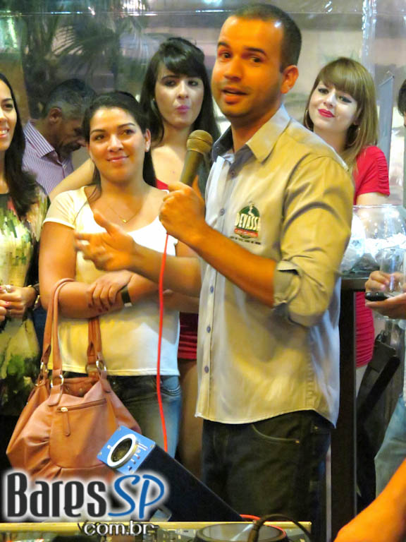 Festa de Inauguração Cervejaria Devassa - Shopping West Plaza Festa de Inauguração Cervejaria Devassa - Shopping West Plaza