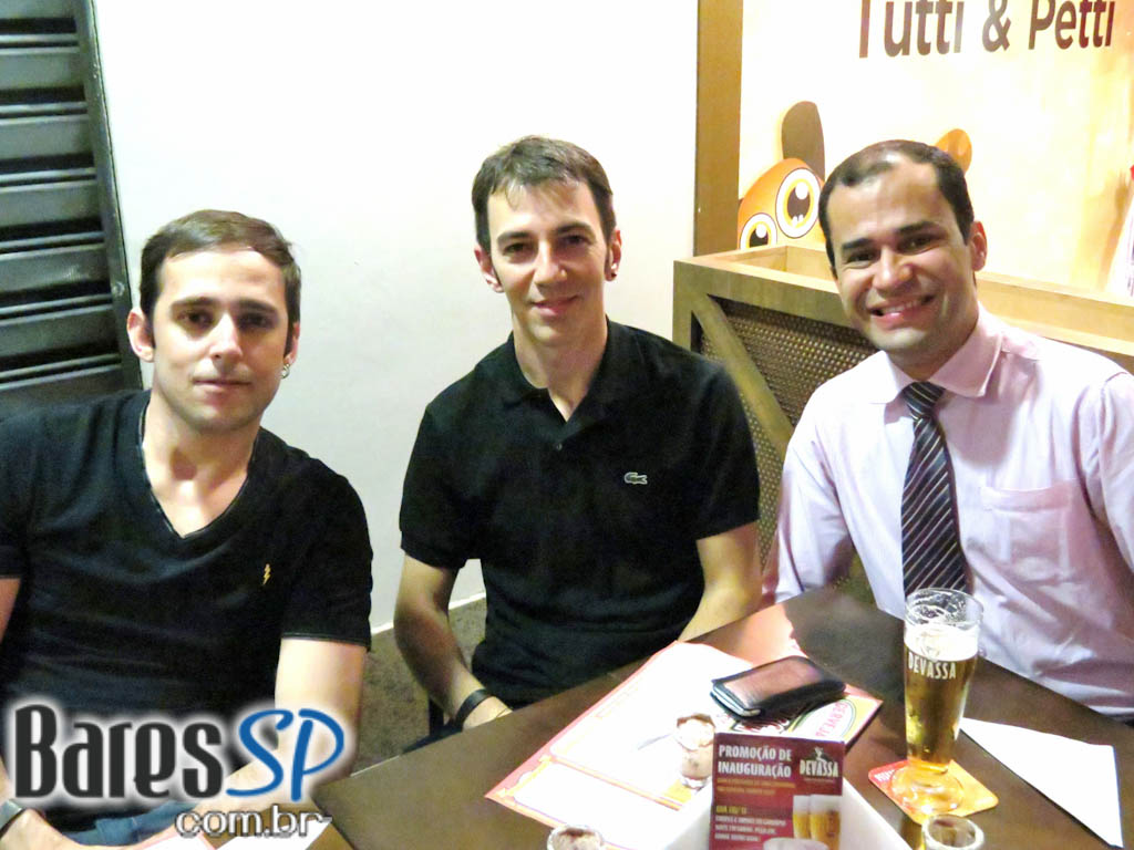 Festa de Inauguração Cervejaria Devassa - Shopping West Plaza Festa de Inauguração Cervejaria Devassa - Shopping West Plaza