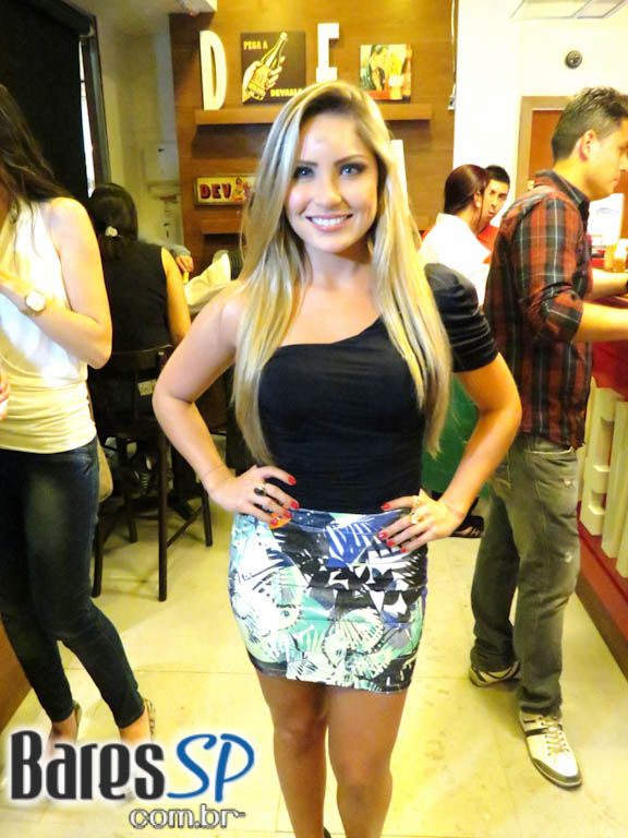 Festa de Inauguração Cervejaria Devassa - Shopping West Plaza Festa de Inauguração Cervejaria Devassa - Shopping West Plaza