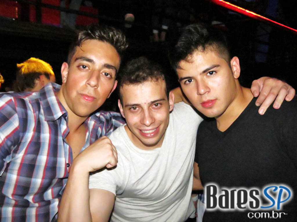 Rafael Barreto se apresentou no palco da Koo Club no sábado Rafael Barreto se apresentou no palco da Koo Club no sábado