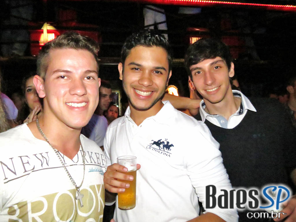 Rafael Barreto se apresentou no palco da Koo Club no sábado Rafael Barreto se apresentou no palco da Koo Club no sábado