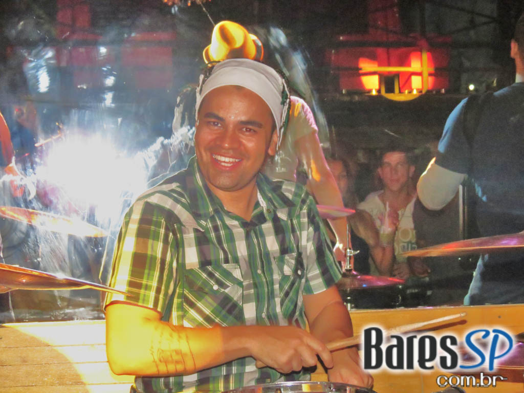 Rafael Barreto se apresentou no palco da Koo Club no sábado Rafael Barreto se apresentou no palco da Koo Club no sábado