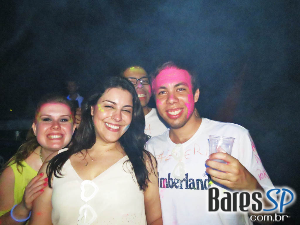 Festa Glow do Bota Fora Direito USP aconteceu no sábado Festa Glow do Bota Fora Direito USP aconteceu no sábado