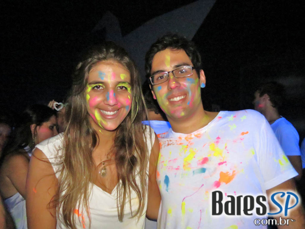 Festa Glow do Bota Fora Direito USP aconteceu no sábado Festa Glow do Bota Fora Direito USP aconteceu no sábado