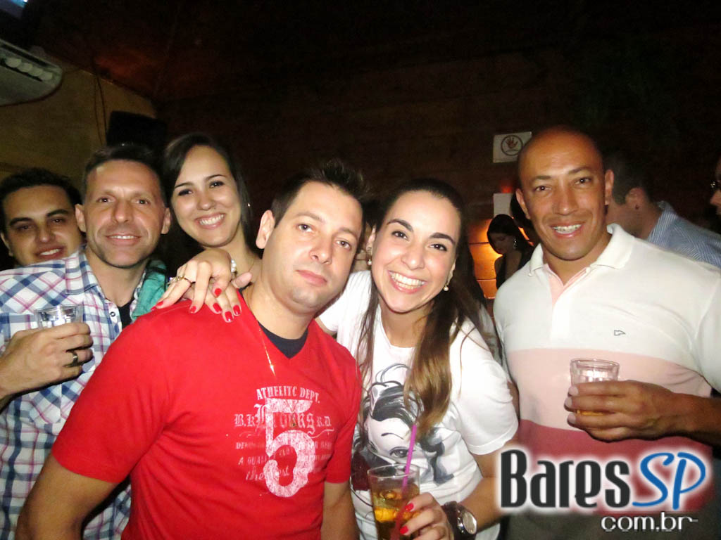 Bar Camará recebe Nélio Henrique & Cristiano e Grupo Pega Essa Bar Camará recebe Nélio Henrique & Cristiano e Grupo Pega Essa