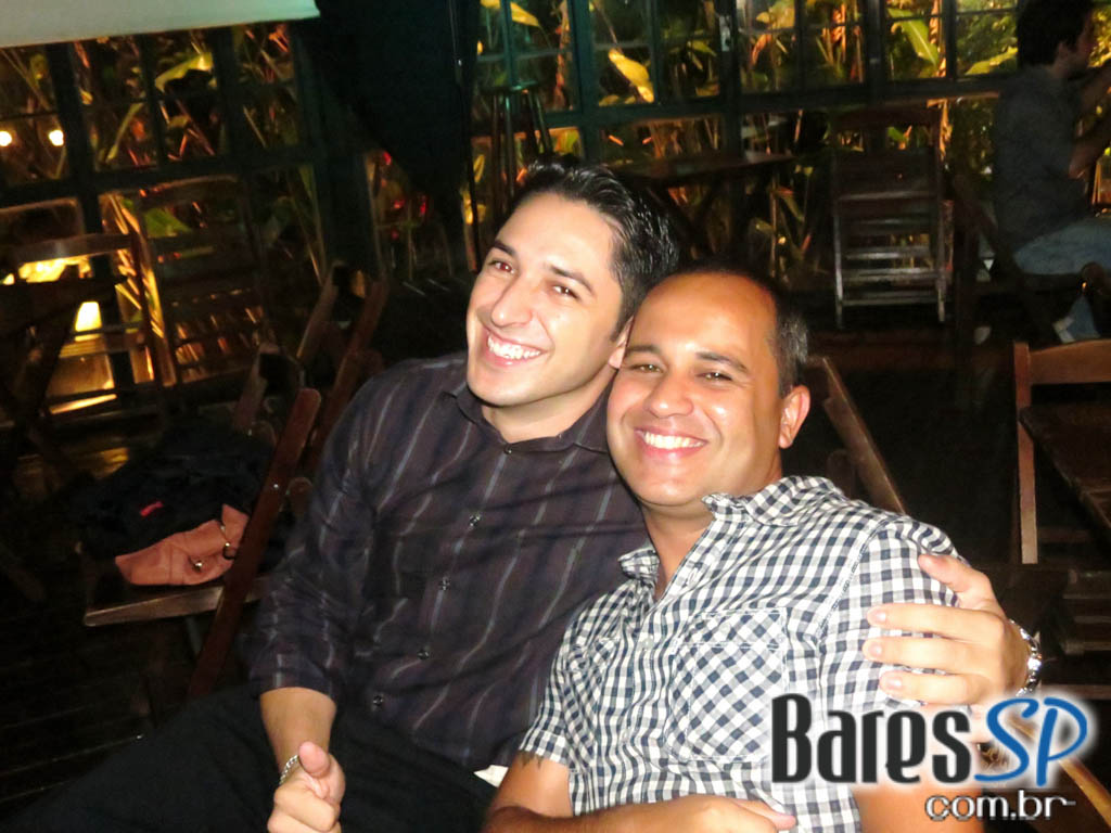 Bar Camará recebe Nélio Henrique & Cristiano e Grupo Pega Essa Bar Camará recebe Nélio Henrique & Cristiano e Grupo Pega Essa