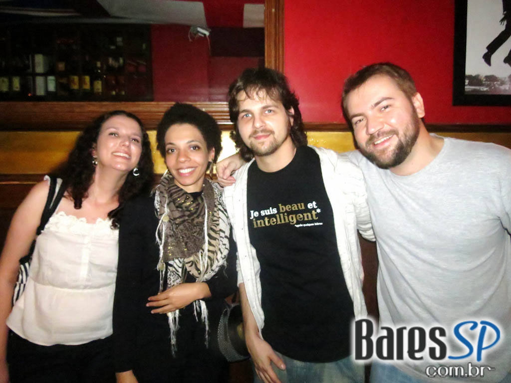 Claudio Merlin e Banda Tilt agita a sexta-feira do Republic Pub Claudio Merlin e Banda Tilt agita a sexta-feira do Republic Pub