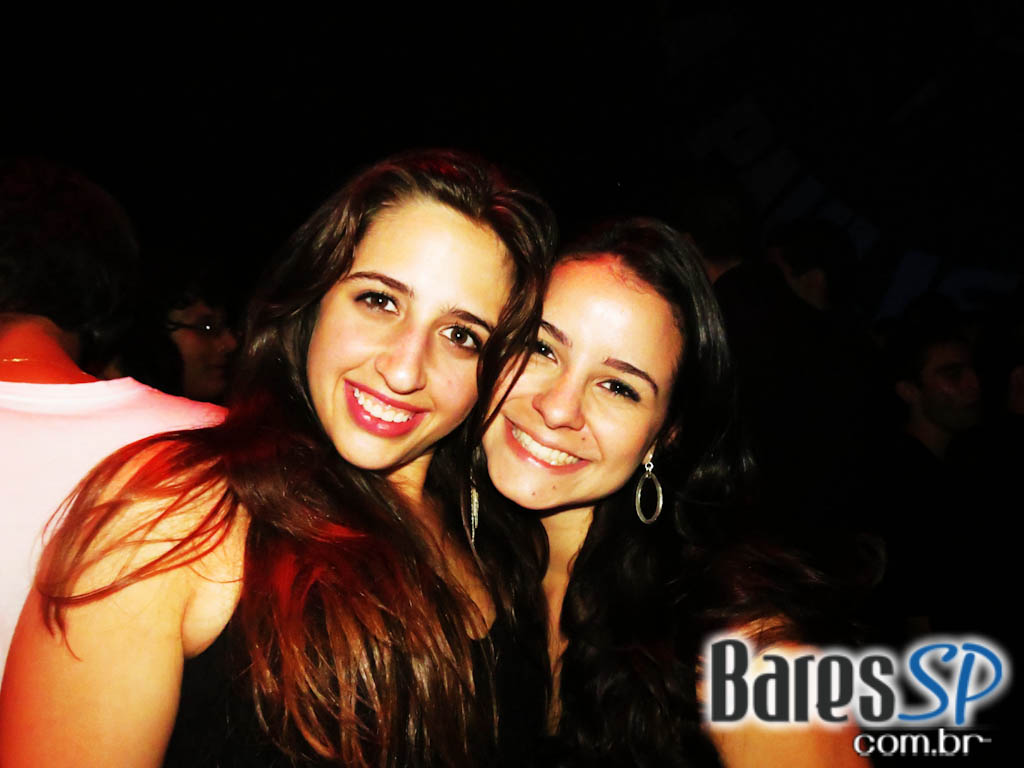 Festa Black & White da Escola Paulista de Medicina aconteceu na sexta-feira Festa Black & White da Escola Paulista de Medicina aconteceu na sexta-feira