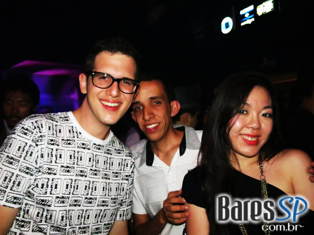 Festa Black & White da Escola Paulista de Medicina aconteceu na sexta-feira Festa Black & White da Escola Paulista de Medicina aconteceu na sexta-feira