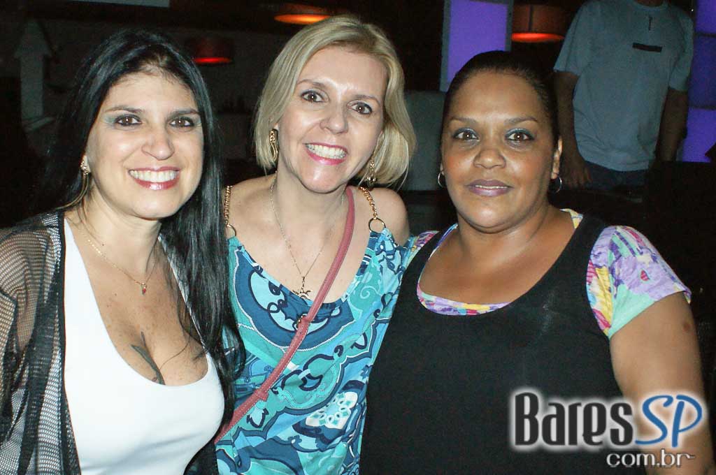 Mary 80 edição de Natal animou a noite de sábado do Mary Pop Mary 80 edição de Natal animou a noite de sábado do Mary Pop