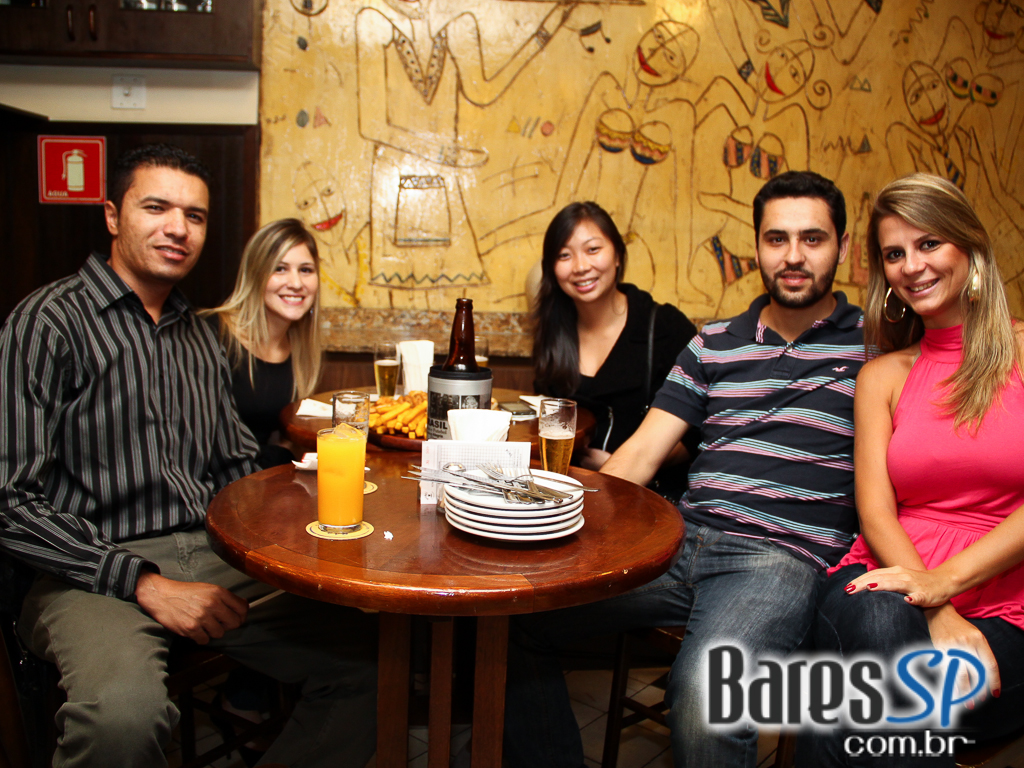 Grupo Transachoro e Mael Julia & Milton Santos no BarBirô Grupo Transachoro e Mael Julia & Milton Santos no BarBirô