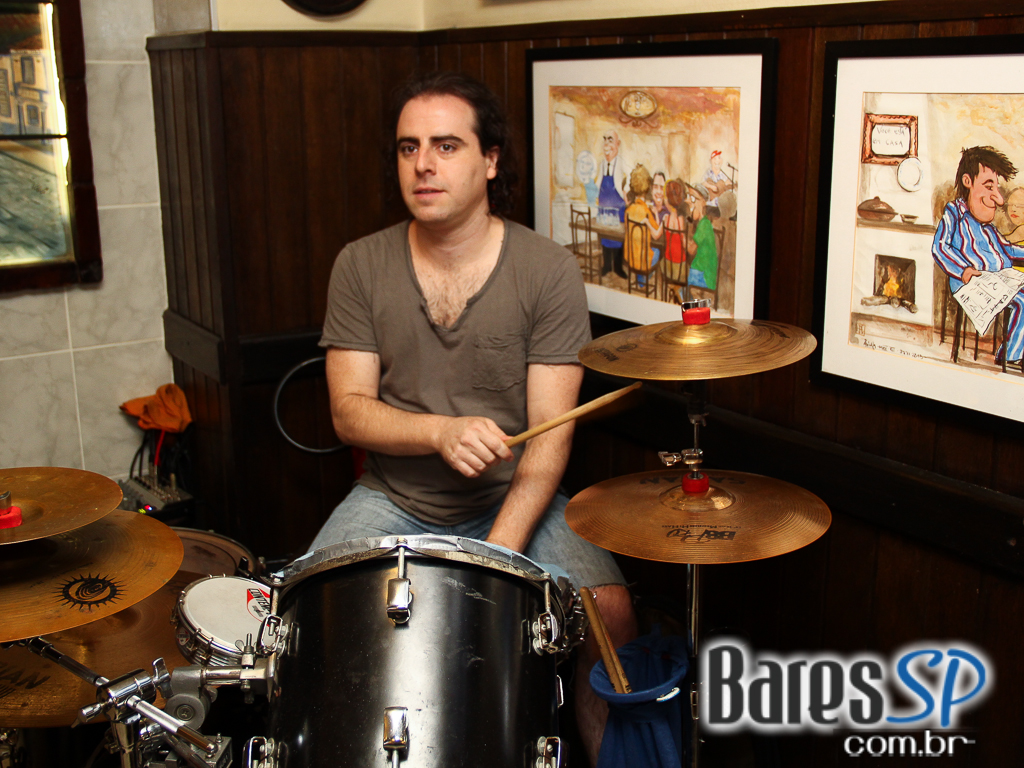 Grupo Transachoro e Mael Julia & Milton Santos no BarBirô Grupo Transachoro e Mael Julia & Milton Santos no BarBirô