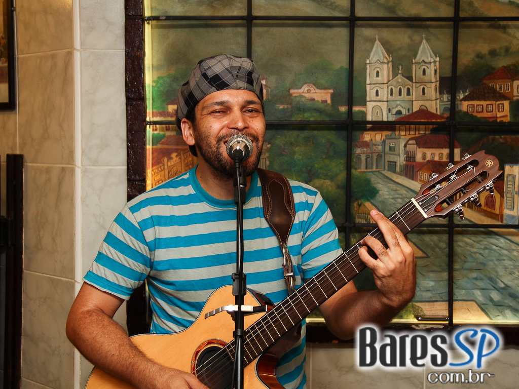 Grupo Transachoro e Mael Julia & Milton Santos no BarBirô Grupo Transachoro e Mael Julia & Milton Santos no BarBirô