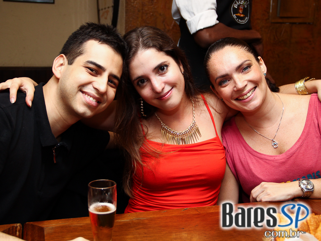 Grupo Transachoro e Mael Julia & Milton Santos no BarBirô Grupo Transachoro e Mael Julia & Milton Santos no BarBirô